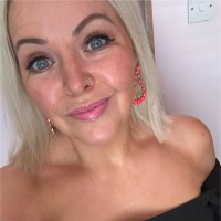 Naomi Aktuna