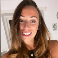 Lynsey Suzanne Treharne