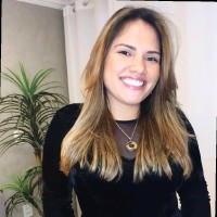 Flávia Lima
