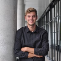 Lukas Lange