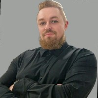 Andrzej M