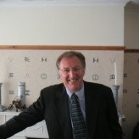Dr David J Tomlinson