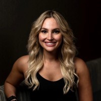 Nina Kuhn