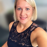 Jennifer Hengst