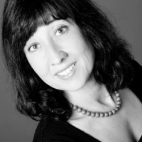 Dr. Elke Bohnaker