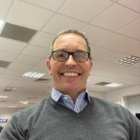 Simon Tarr