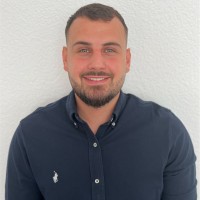 Valdrin Maxhuni