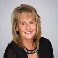 Lyn Tott