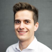 Adrian Wüst