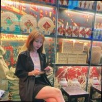 Cẩm Tú Phạm