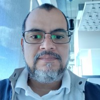 Roberto Ross León
