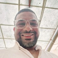 Dr. Wills Thomas