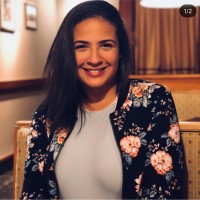 Julia Cruz