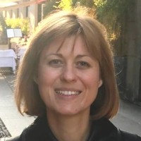 Zsuzsanna Szabo