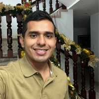Cristian Ernesto Olmos Casanova