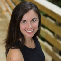 Nicholle Lyons