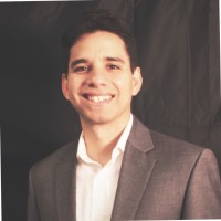 Luis E Ortiz