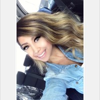 Alina Vega