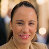 Lynda Folauhola