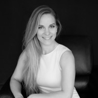 Šárka Kadeřábková