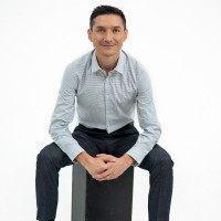 Jorge E. Salinas