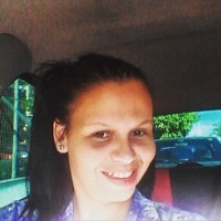 Aline Crescione