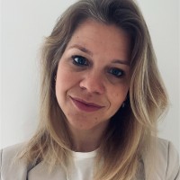 Lara Senders