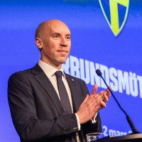 Simon Åström