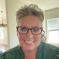 Raydean Hoven