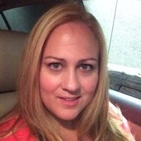 Julie Zeno