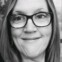 Lyndsey Leech