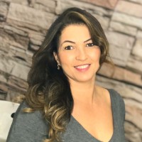 🇧🇷 Taís Bernardes