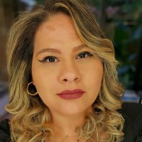 Lívia Corrêa da Cruz Mendonça