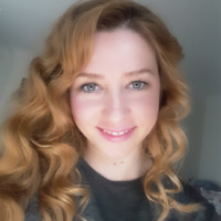 EMİNE EŞME