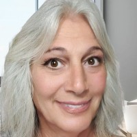 Laurie Holder