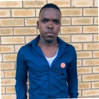 Luyanda Mlangeni