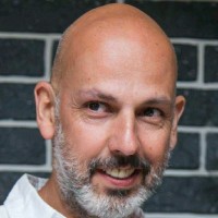 Avi Kastro