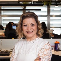Claudia M M Petri