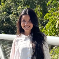 Ana Caroline Alves