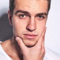 Edward Simona
