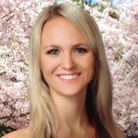 Farrah Hagblom