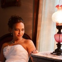 LEEANN HULL