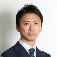 大崎涼介