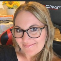 Julie Deck