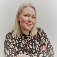 Julie Armor