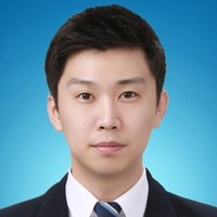 송민석