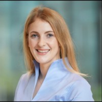 Julia Mayer