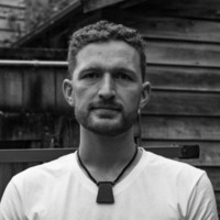 Manu L.