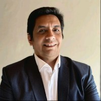 Carlos Suarez
