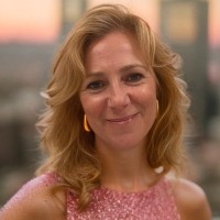 Danielle Rollert Becker